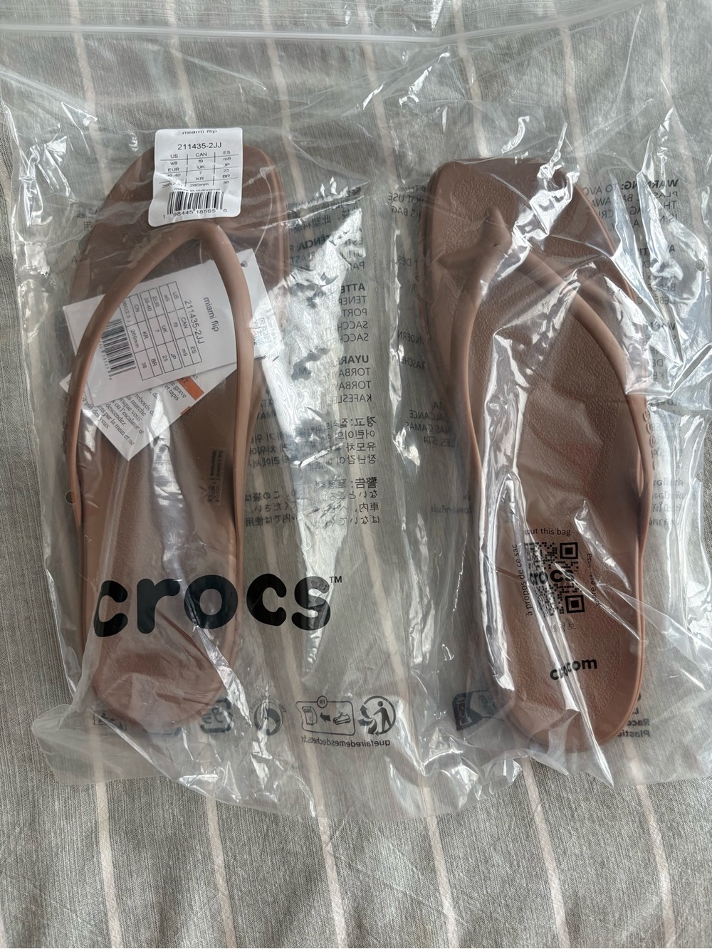Crocs Miami Sandal size 9